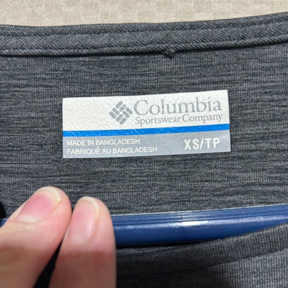 Columbia Sportswear Charcoal Gray Athletic Top XS Cap Sleeve Active Shirt - Picture 5 of 9